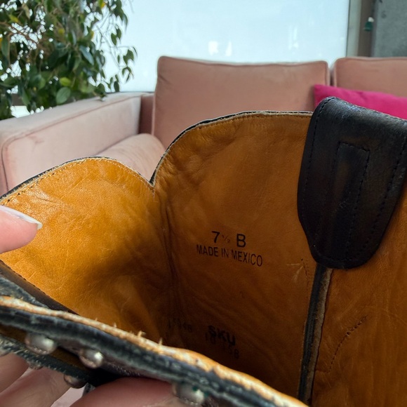 Old Gringo Black Studded Leather Western Ankle Boots - Picture 6 of 7